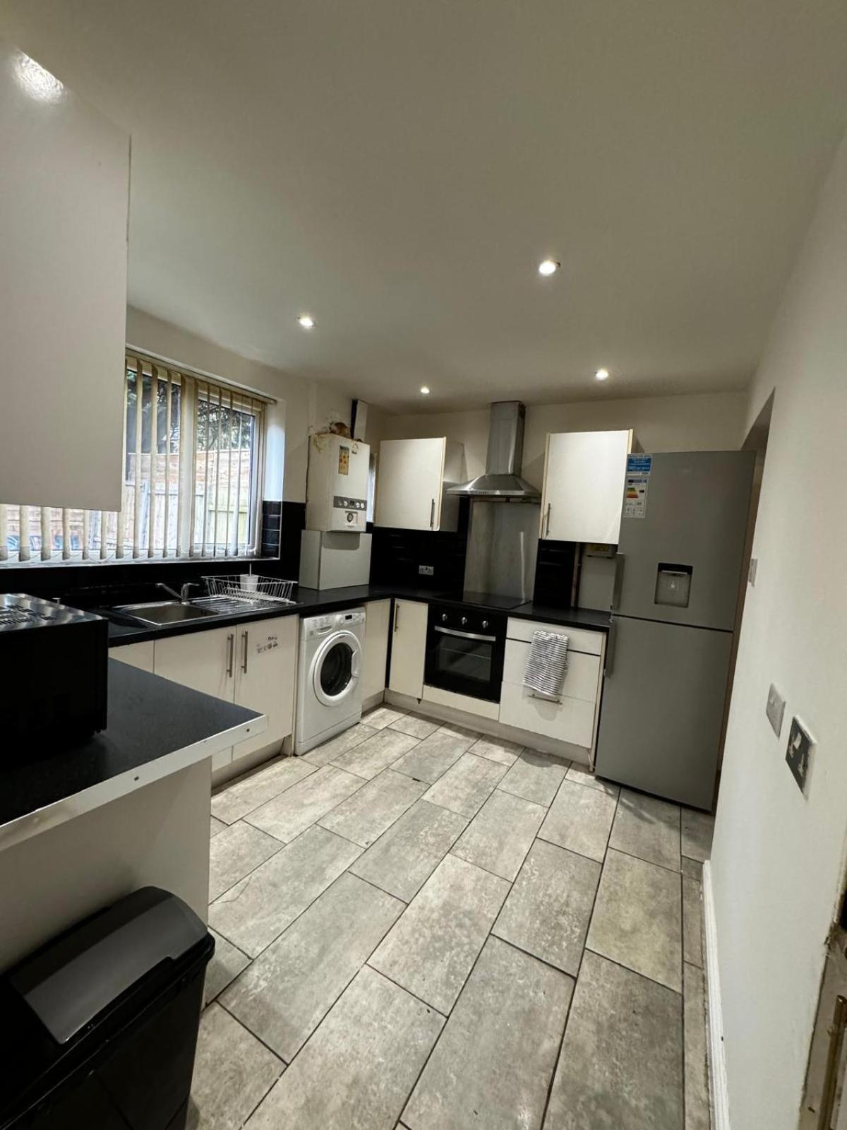 Deluxe Double Bedroom Manchester Exterior photo